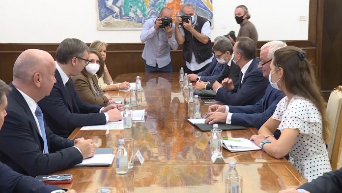 vucic YT