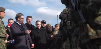 Predsednik Vučić prisustvovao obuci jedinica Rečne flotile