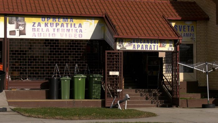 Tisma kupatila opet YT