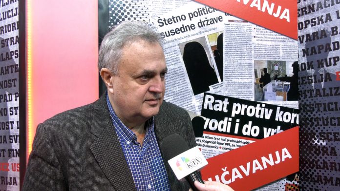 Skoro za predsednika YT