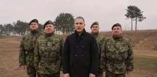 Ministar Stefanović obišao polaznike 2. klase Kursa za podoficire RV i PVO