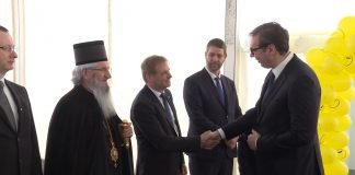 Vučić – Početak radova na izgradnji nove fabrike kompanije Vaker Noizon u Kragujevcu