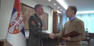 Ministar Stefanović uručio vaučere pobednicima Kviza iz vojne istorije