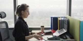 Prva e-faktura prošla kroz sistem