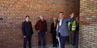 Radovi na rekonstrukciji i izgradnji domova kulture u Lovćencu, Srbobranu i Ravnom Selu