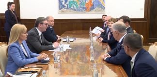 Vučić se sastao sa američkim senatorima