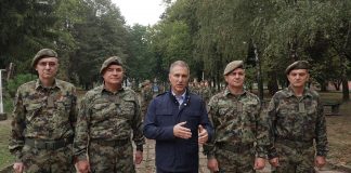 Ministar Stefanović obišao nove kadete Vojne akademije