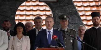 Nebojša Stefanović prisustvovao polaganju zakletve vojnika na dobrovoljnom služenju vojnog roka