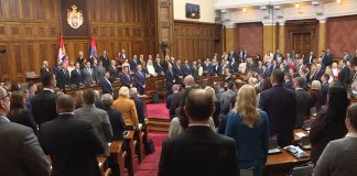 Nastavak posebne sednice Skupštine, poslanici raspravljaju o izboru nove vlade