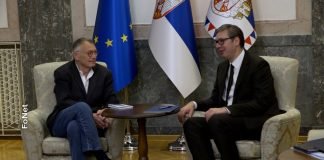 Vučić – Sastanak sa francuskim književnikom Patrikom Besonom