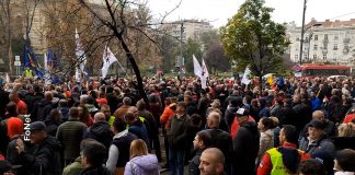 Protest poštara zbog lošeg materijalnog i socijalnog položaja