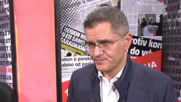 vuk jeremić vlada