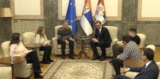 Vučić se sastao sa Srđanom Petrovićem iz Velike Hoče i njegovom porodicom