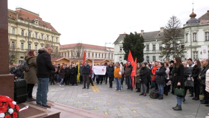 Protes Prosvetara