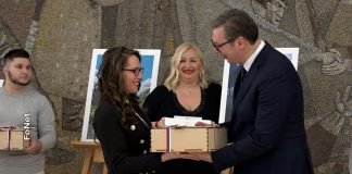 Vučić dodelio nagrade autorima fotografija sa konkursa „Naša najlepša Srbija“