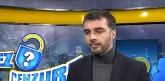 Savo Manojlović – Mladi lekari mogu doći do izražaja samo ako poljube ruku Vučiću