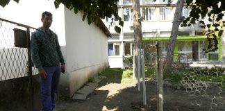 Naseru Šabaniju otežan pristup kući – Komšija i škola bahati, institucije ćute