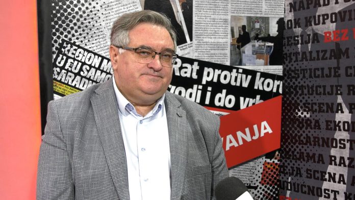 VUKADINOVIĆ