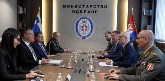 Ministar Vučević sa ambasadorom Slovenije – Jačanje saradnje u oblasti odbrane