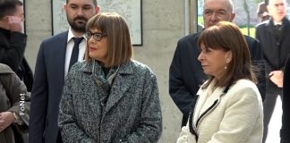 Gojković i Sakelaropulu položile vence na spomenik Rigi od Fere
