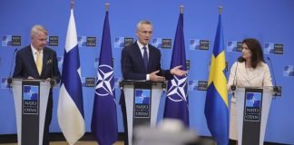 Finska pristupila NATO-u
