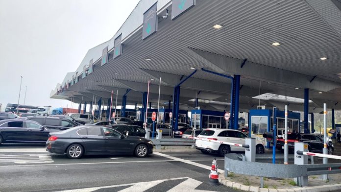 Moguće gužve i zadržavanja na graničnim prelazima