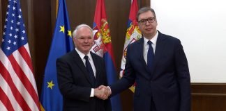 Vučić sa Hilom o položaju Srba na Kosovu