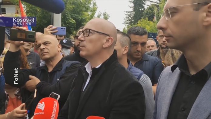 KiM_Zvecan_Rakic_1_113.mp4_snapshot_00.01.000