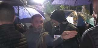 Neprikladno ponašanje Dragana J. Vučićevića prema ekipi KTV televizije – Za dlaku izbegnut incident