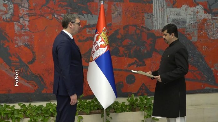 vucic YT.mp4_snapshot_00.01.200