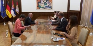 Vučić se sastao sa poslanikom nemačkog Bundestaga