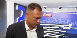 Petar Đurić – Zašto Vučić ne da Gašića