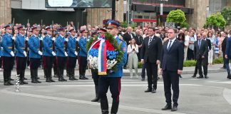 Ministar Gašić položio venac na Spomenik kosovskim junacima u Kruševcu
