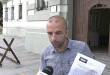 Dveri: Predata peticija za besplatne udžbenike u Zrenjaninu