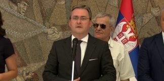 Selaković dodelio ugovore za sprovođenje projekata u oblasti boračko-invalidske zaštite