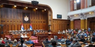 Skupština Srbije razrešila Radeta Bastu dužnosti ministra privrede