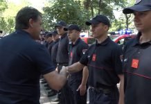 Ministar Gašić dočekao vatrogasce-spasioce MUP-a koji su savladavali vatrenu stihiju u Grčkoj