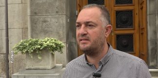 Dveri zahtevaju od Vlade Srbije uredbu da se migranti ne kreću van prihvatnih centara
