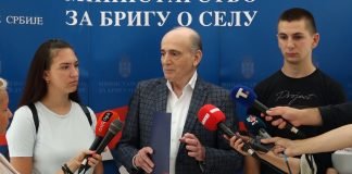 Potpisano još 185 ugovora o dodeli bespovratnih sredstava za kupovinu seoske kuće sa okućnicom
