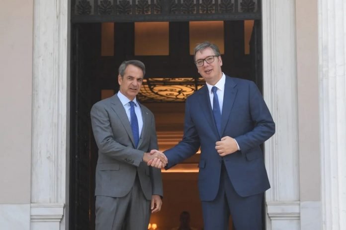 Vučić - Micotakis potvrdio da Grčka neće menjati stav o Kosovu.