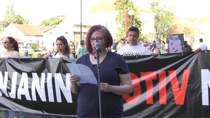 Zrenjaninska gimnazija odbila žalbu Senke Jankov da se ukine odluka o skidanju 20