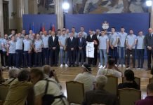 Veličanstven doček za košarkaše, basketaše i Novaka Đokovića