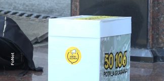 Kreni-promeni predao peticiju sa 50.000 potpisa za besplatne udžbenike