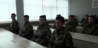 Poziv srednjoškolcima da konkurišu za učeničke stipendije Ministarstva odbrane