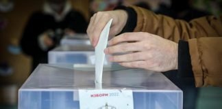 Gradonačelnici i predsednici opština širom Srbije podnose ostavke – Stigla naredba iz SNS-a