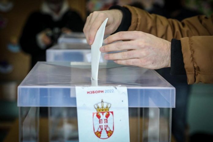 Gradonačelnici i predsednici opština širom Srbije podnose ostavke - Stigla naredba iz SNS-a