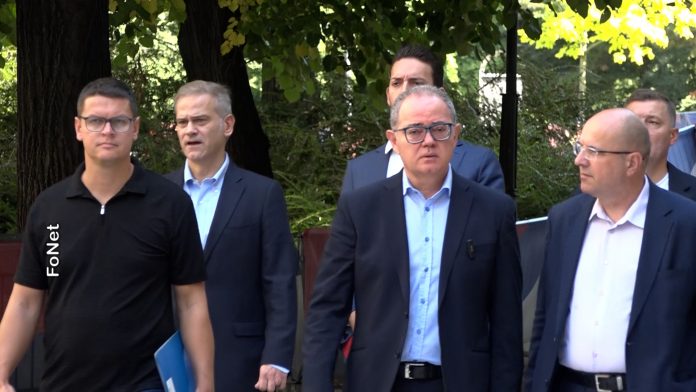 opozicija izbori