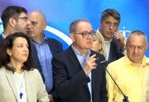 Poslanici dela opozicije blokirali sednicu skupštine – Traže vanredne izbore