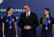 Predsednik Vučić primio žensku odbojkašku reprezentaciju Srbije