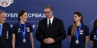Predsednik Vučić primio žensku odbojkašku reprezentaciju Srbije
